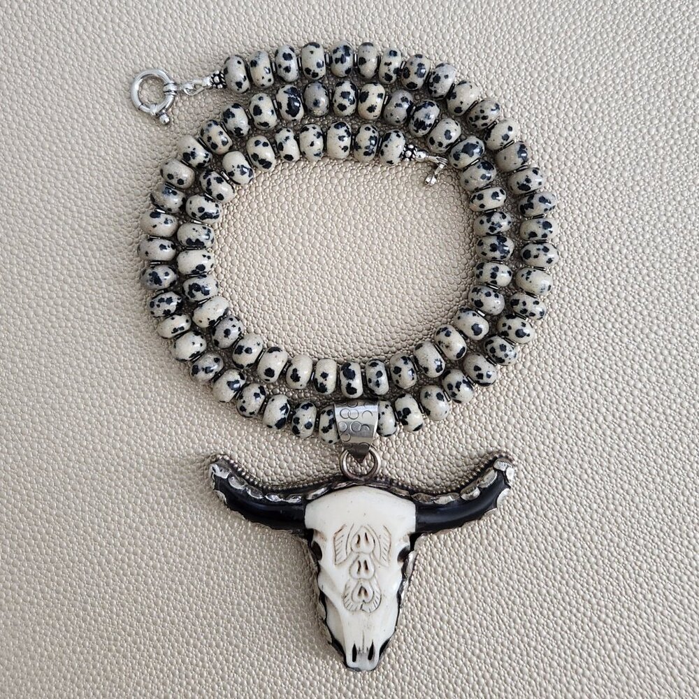 DALMATIAN JASPER NECKLACE W/ BULL SKULL PENDANT--20"